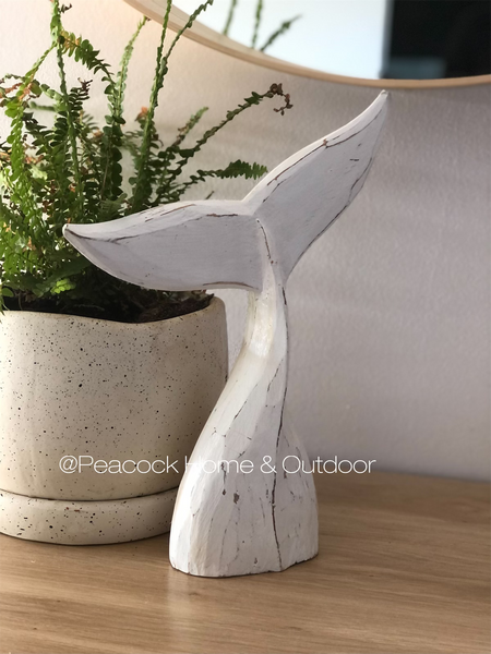 Whale Tail - white - small